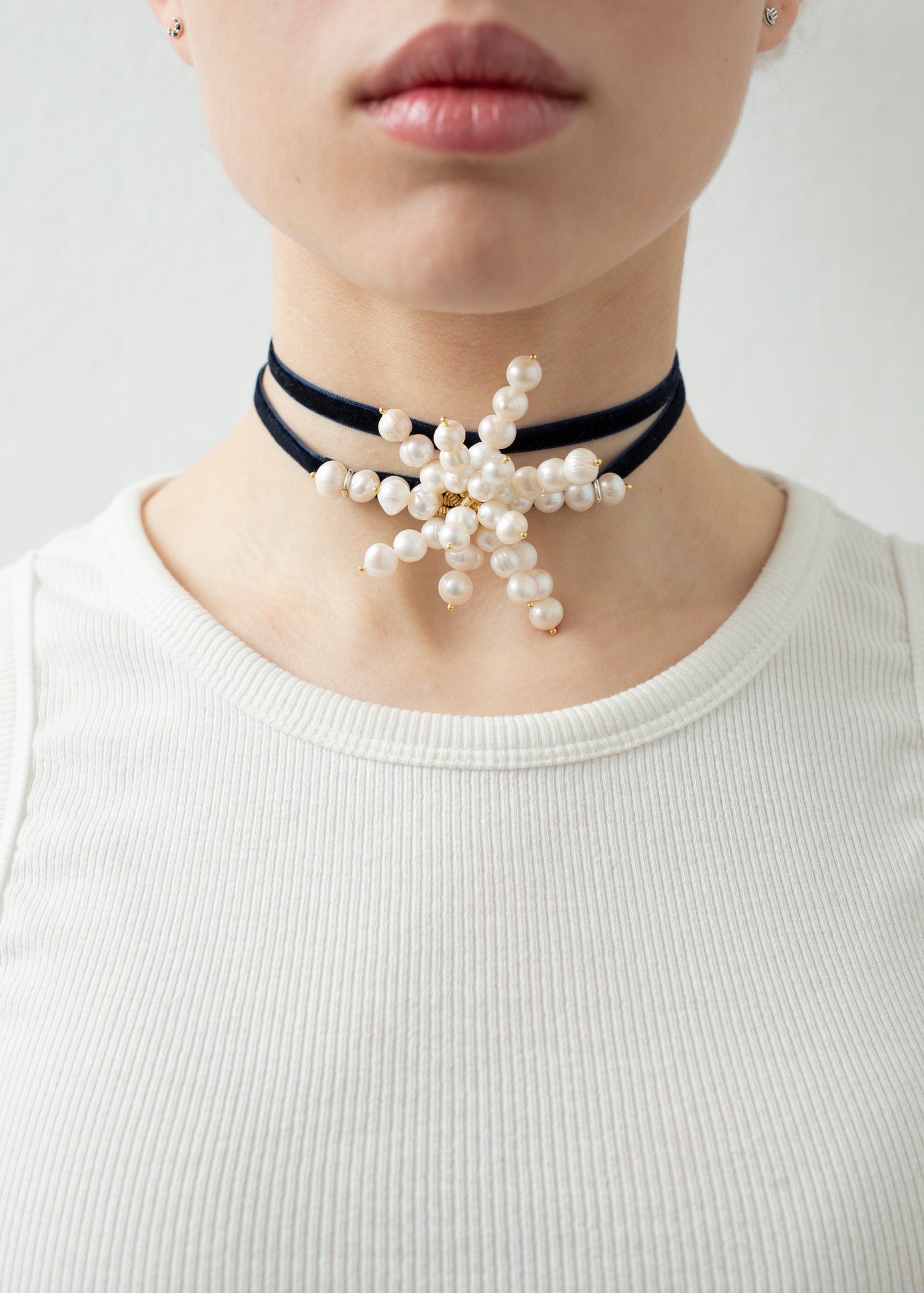 Snowflake Choker
