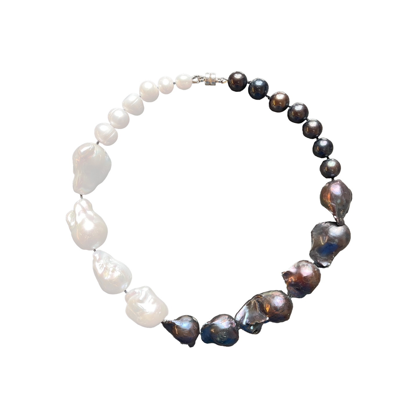 Baroque Black & White Necklace