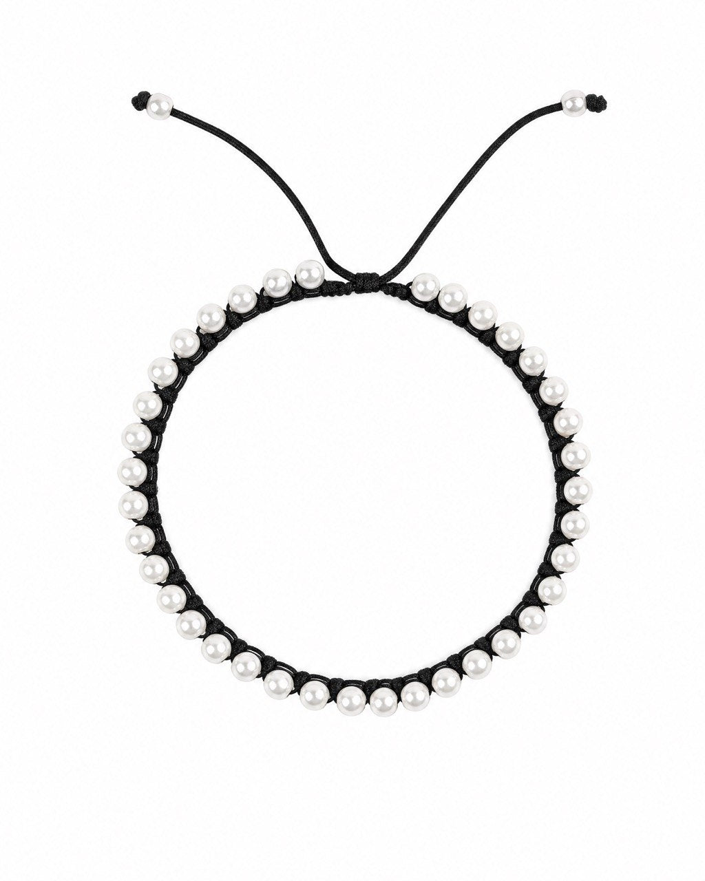 Itsky necklace b/w