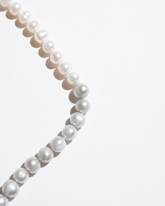 Gradient Pearl Necklace