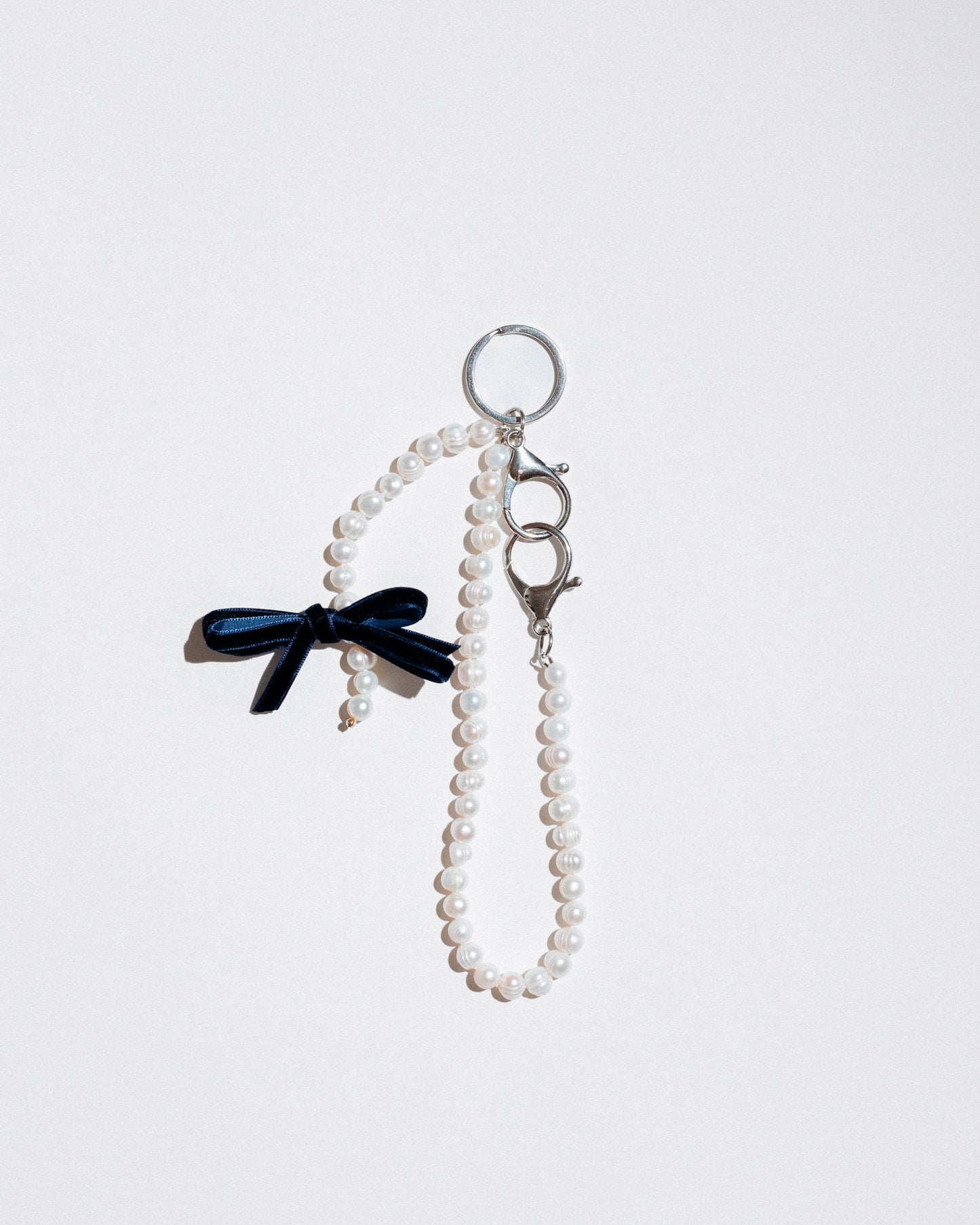Pearl Bow Key-Ring