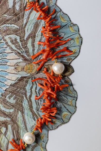 Coral antique necklace