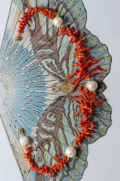 Coral antique necklace