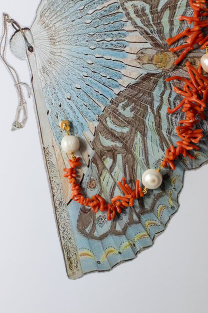 Coral antique necklace