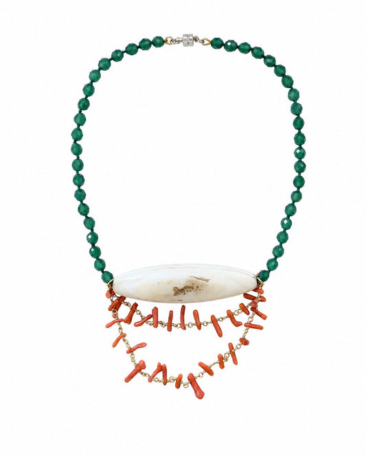 Agat necklace with vintage coral