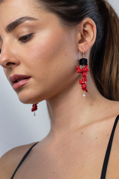 Coral black onyx pearls earrings