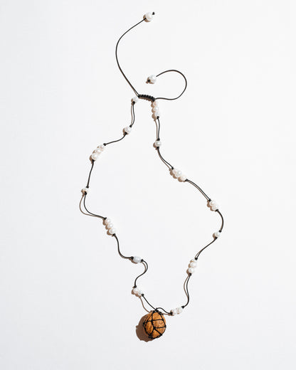 PearlNut Necklace