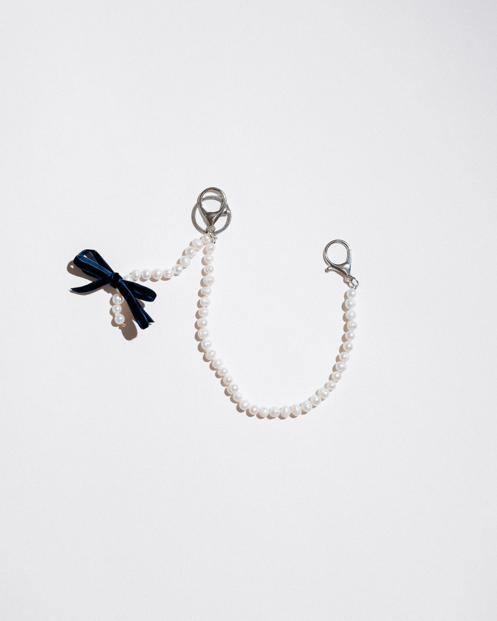 Pearl Bow Key-Ring with Velvet Ribbon | MKy Jewelry