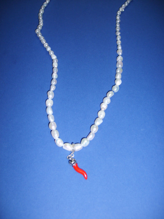 Pearl necklace with pepper charm