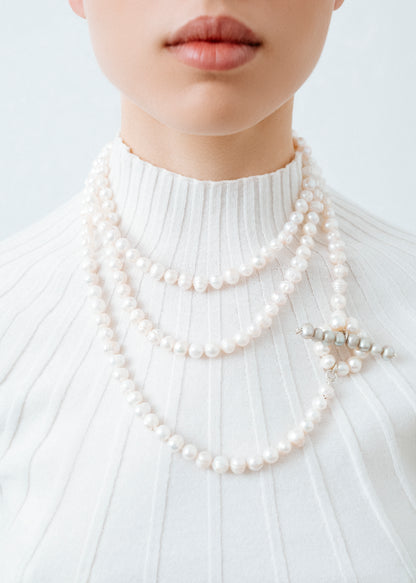 Toggl Pearl Necklace