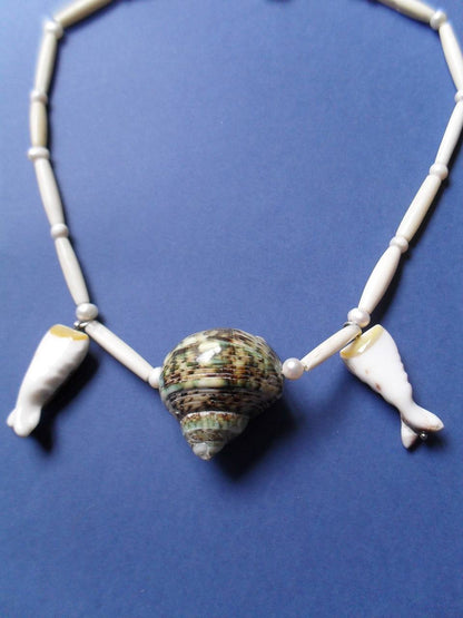 Shells, coral, pearl Necllace