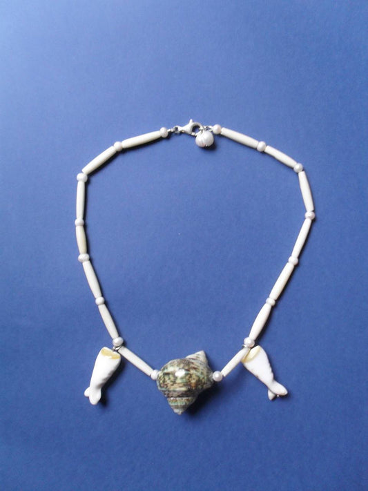 Shells, coral, pearl Necllace