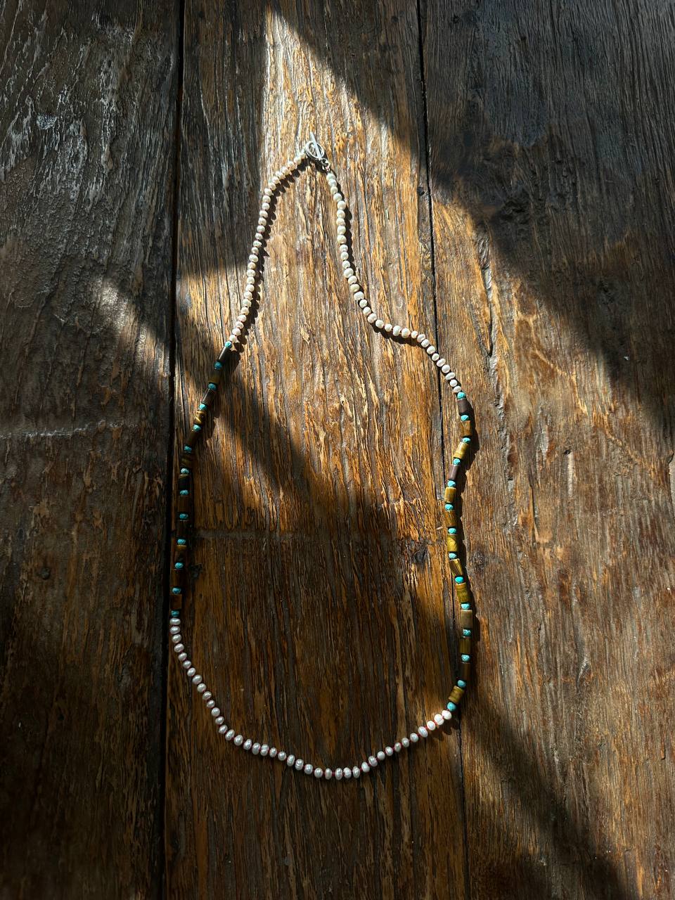 Necklace of pearls, tiger's eye and amazonite